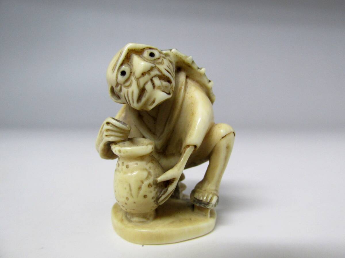 Yahoo!オークション -「象牙 根付」(根付) (東洋彫刻)の落札相場・落札価格