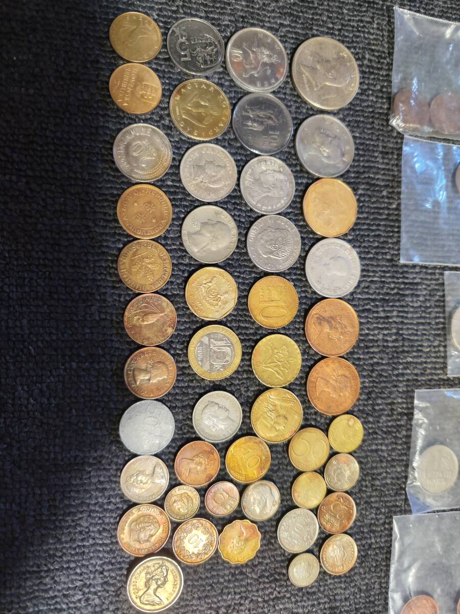 I*】様 外国まとめ　約4.2kg　外貨　外国　硬貨　まとめ売　大量 m97657550108_1.jpg?1757497707