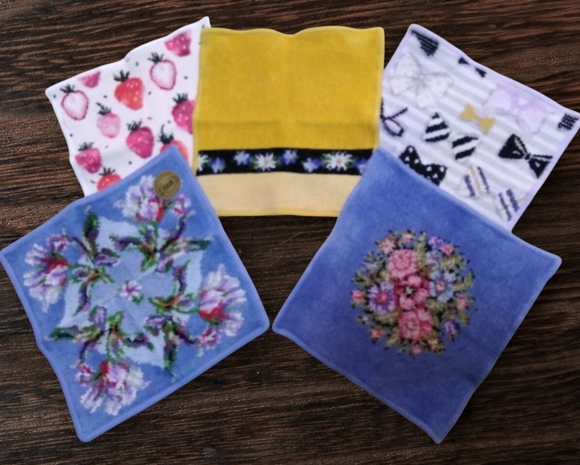 フェイラー　タオルハンカチ　WAKO PARFAT 2枚セット　新品未開封⭐︎ フェイラー タオルハンカチ WAKO PARFAT 2枚セット 新品未開封