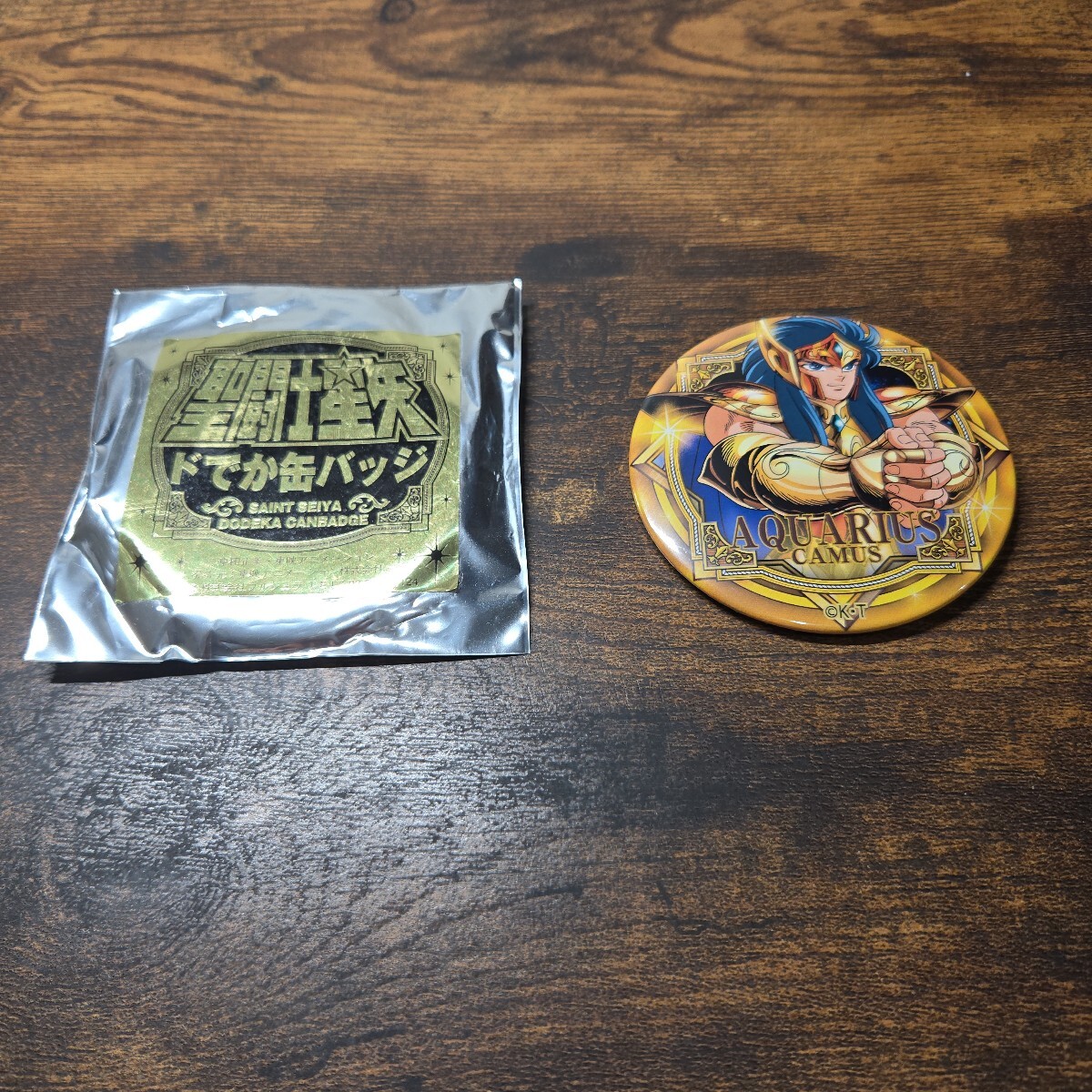 聖闘士星矢　ドでか缶バッジ　75mm 水瓶座　アクエリアス　カミュ 2025年最新】Yahoo!オークション -カミュ 聖闘士星矢(コミック