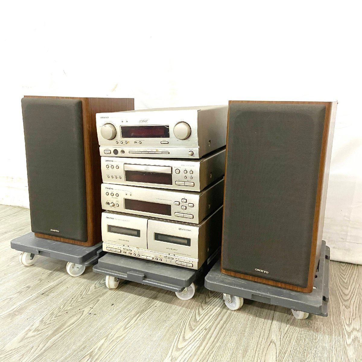 ONKYO オンキョー システムコンポ ミニコンポ 通電・簡易動作確認済み ONKYO オンキョー システムコンポ ミニコンポ 通電・簡易動作