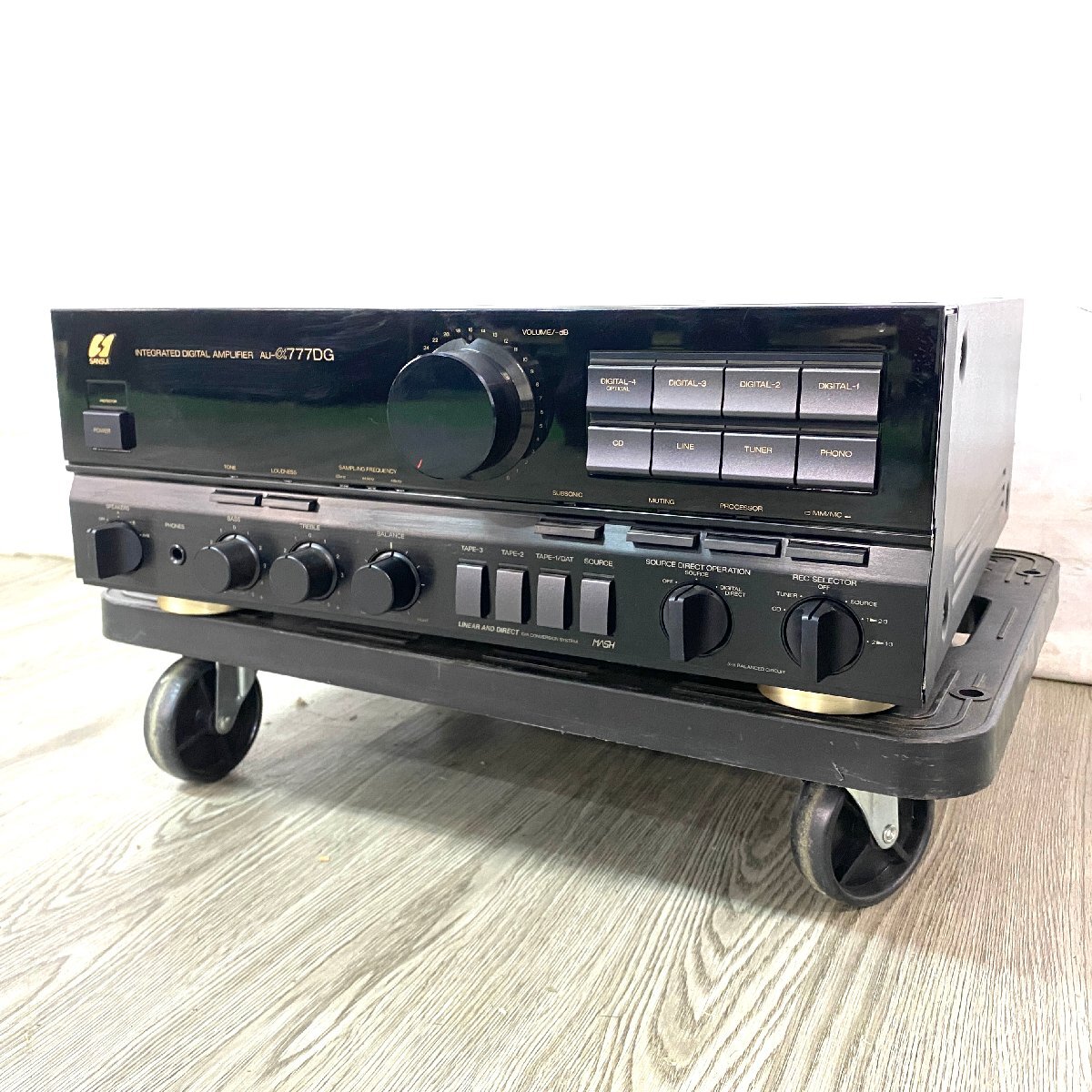 SANSUI AU-α777DG プリメインアンプ　通電確認済み SANSUI AU-α777DG プリメインアンプ 通電確認済み SANSUI AU