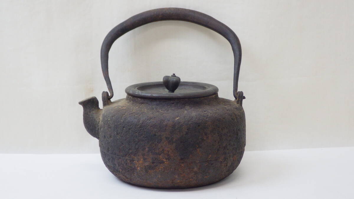 年代物　時代物　龍文堂造 鉄瓶 急須 茶道具 骨董 年代物 時代物 龍文堂造 鉄瓶 急須 茶道具 骨董