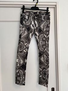 EMODA☆ Stretch Skinny☆ Красивый размер 0