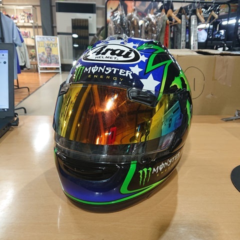 Arai フルフェイスヘルメット RX7-RR ジョン・ホプキンスモデル　XL 1点15,000円でお買取させて頂きました】ARAI (アライ) RX-7 RR5