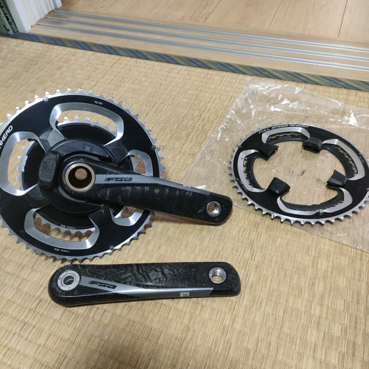 fsa クランクセット 165mm パワーメーター 50-34チェーンリング パワーメーターはFSAのPOWER BOX。チェーンリングやクランクも