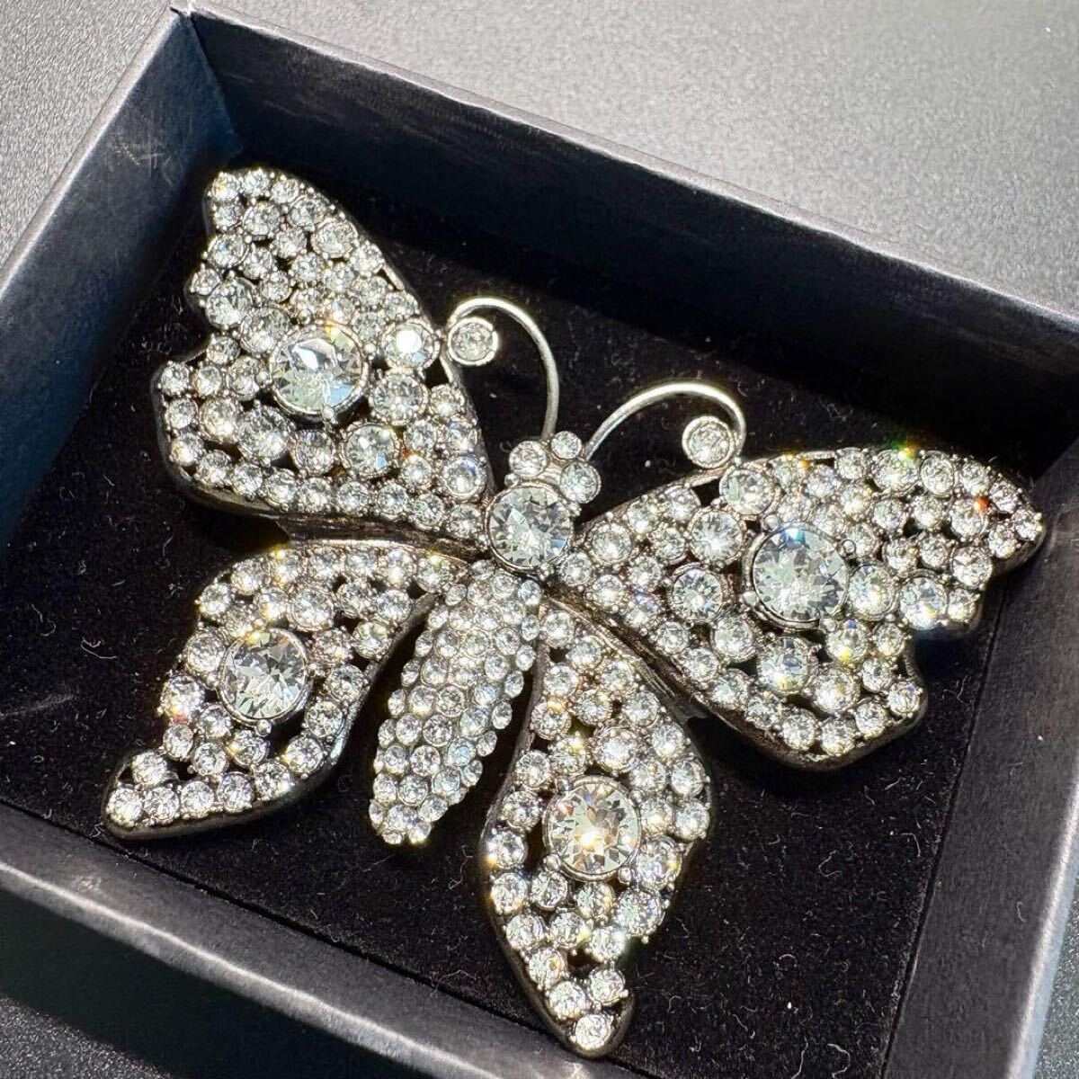 グッチ　新品未使用　ピンブローチ 楽天市場】【未使用品】【ジュエリー】GUCCI グッチ ライン