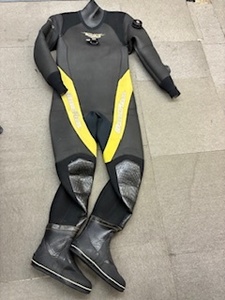 sunfun★メンズ180/82/28目安★ドライスーツ★裏起毛★サスペンダー★ジャンク品★旧バルブ★点検なし★処分特価!