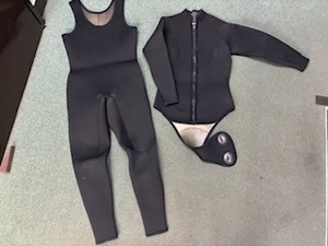 レディースウエットスーツ★股掛けタイプ上着+ロングジョン2p★目安160/体重不明★裏スキン生地★処分特価!