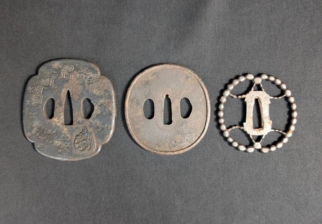 木瓜鍔　土手耳　粒象嵌　松葉柄　大鍔　武具　ツバ　かわいい鍔　つば　鉄製　刀装具 2025年最新】木瓜 鍔の人気アイテム - メルカリ