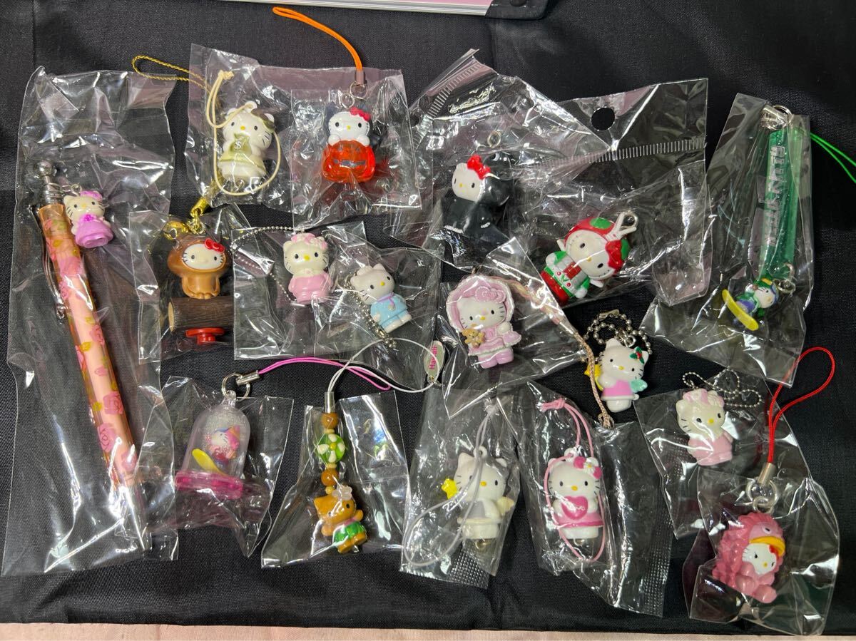 合*3様 中古品　ハローキティ　ご当地　ミニストラップなど　まとめ 合*3様 中古品 ハローキティ ご当地 ミニストラップなど まとめ