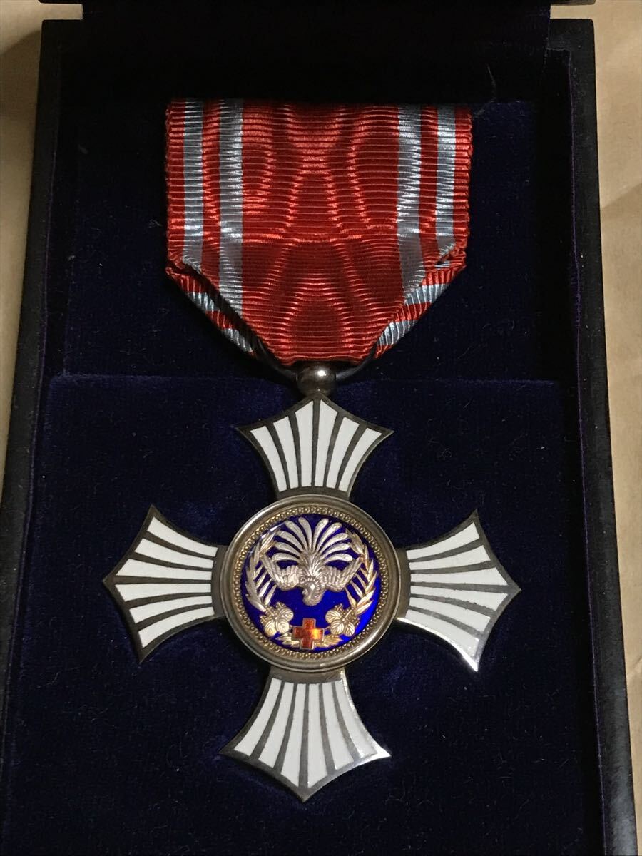 Yahoo!オークション -「赤十字 勲章」の落札相場・落札価格