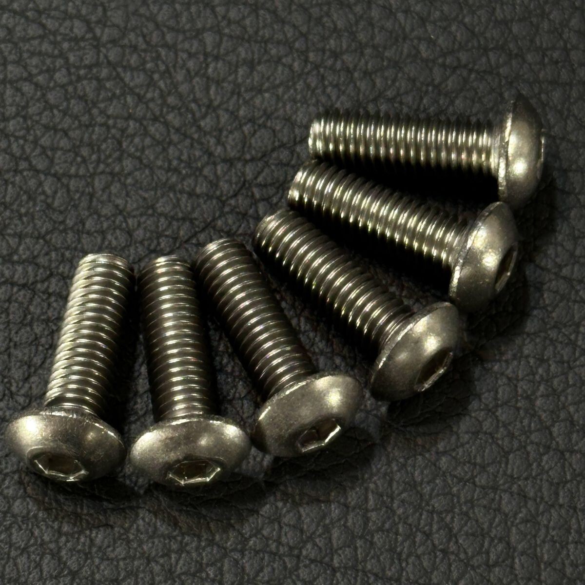 2025年最新】Yahoo!オークション -ナルディ ステアリング ボルト