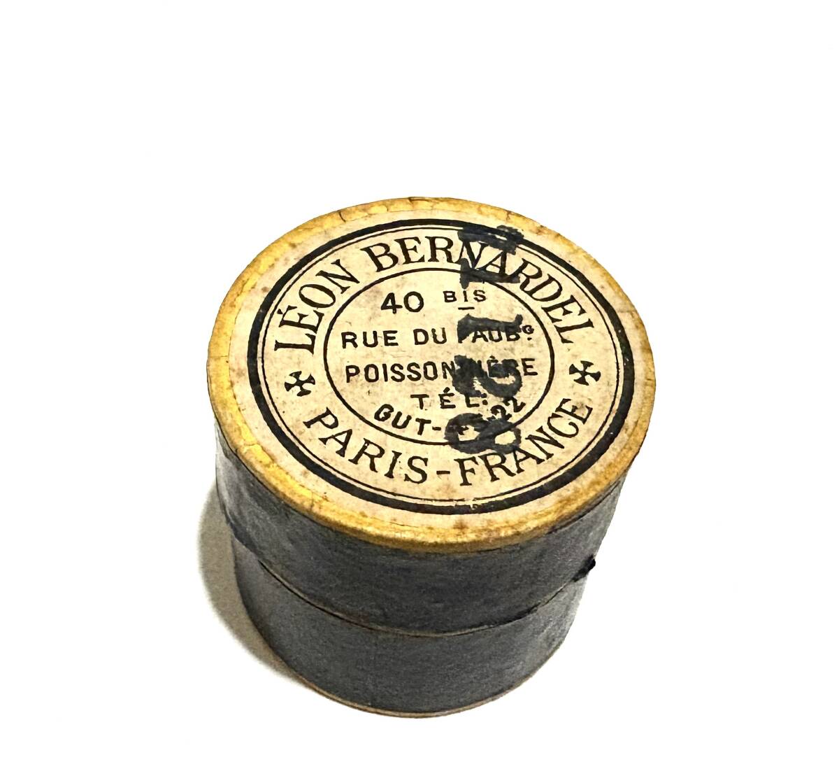 缶ベル 松脂 2025年最新】Yahoo!オークション -ベルナルデル 松脂の中古品・新品