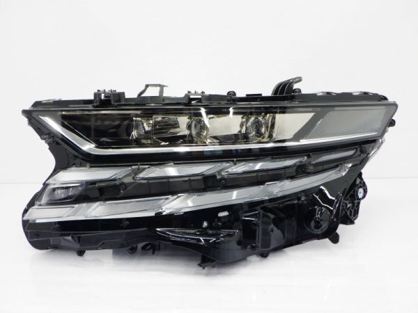 アルファード40系　右ヘッドライト　3眼LED 新型アルファード・ヴェルファイアで大人気！！3眼LEDヘッド