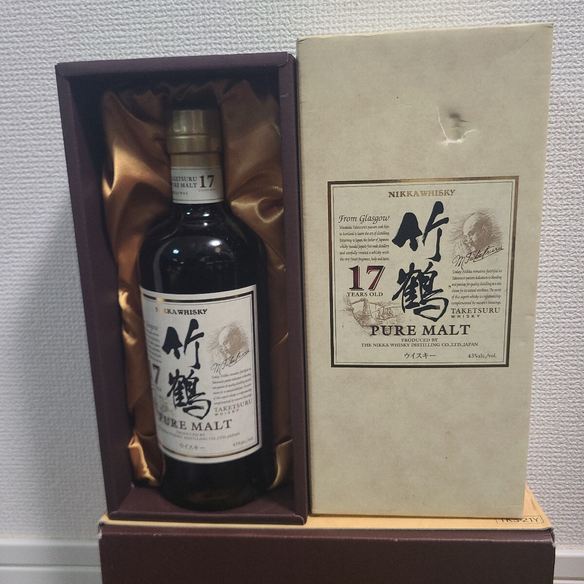 【最終値下げ】竹鶴17年 ウイスキー 700ml 未開封 化粧箱付き ニッカ 竹鶴 17年 700ml 箱なし ピュアモルト ウイスキー whisky