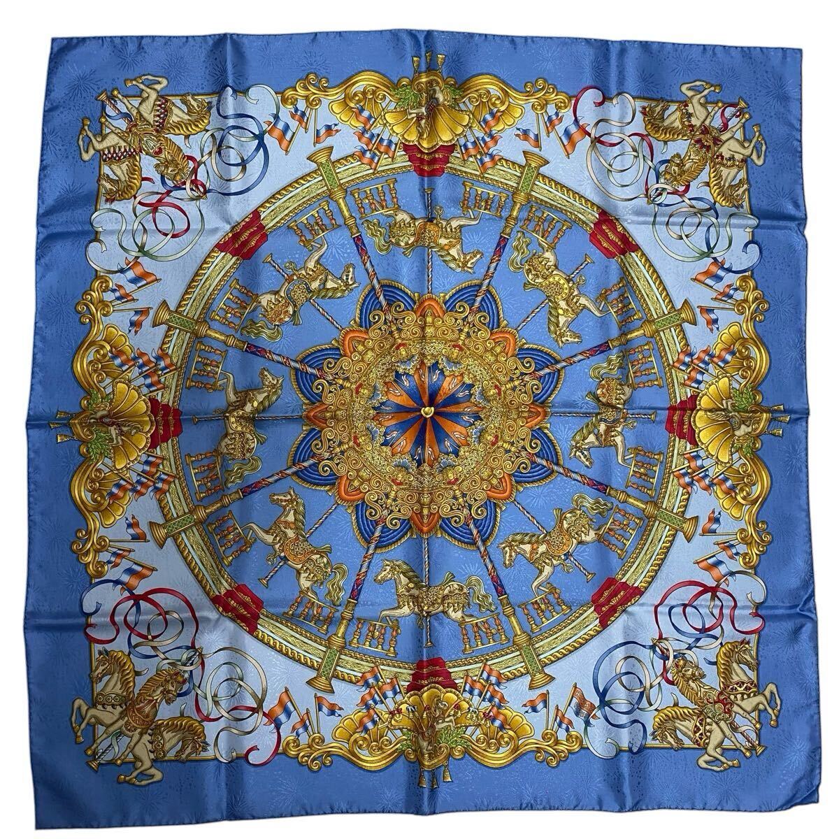 【新品未使用】HERMES 大判スカーフ 装飾的な模様 エルメス(HERMES)エルメス スカーフ スカーフ 衣料品 レディース