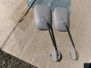 当時物、旧車、ダイハツ、ハイゼットS38?メッキ、ザラ目柱、バックミラーR側のみ2個セット、グレー色