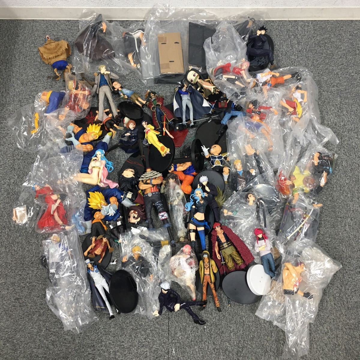 Yahoo!オークション -「ワンピース プライズ」(フィギュア) の