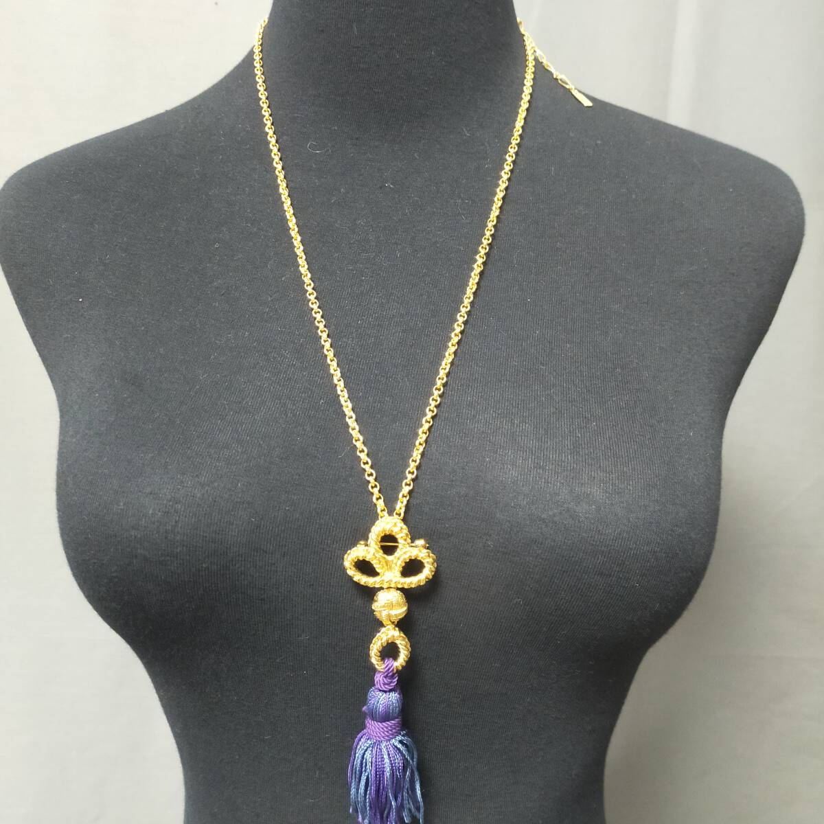 Yahoo!オークション -「イヴサンローラン ネックレス」の落札