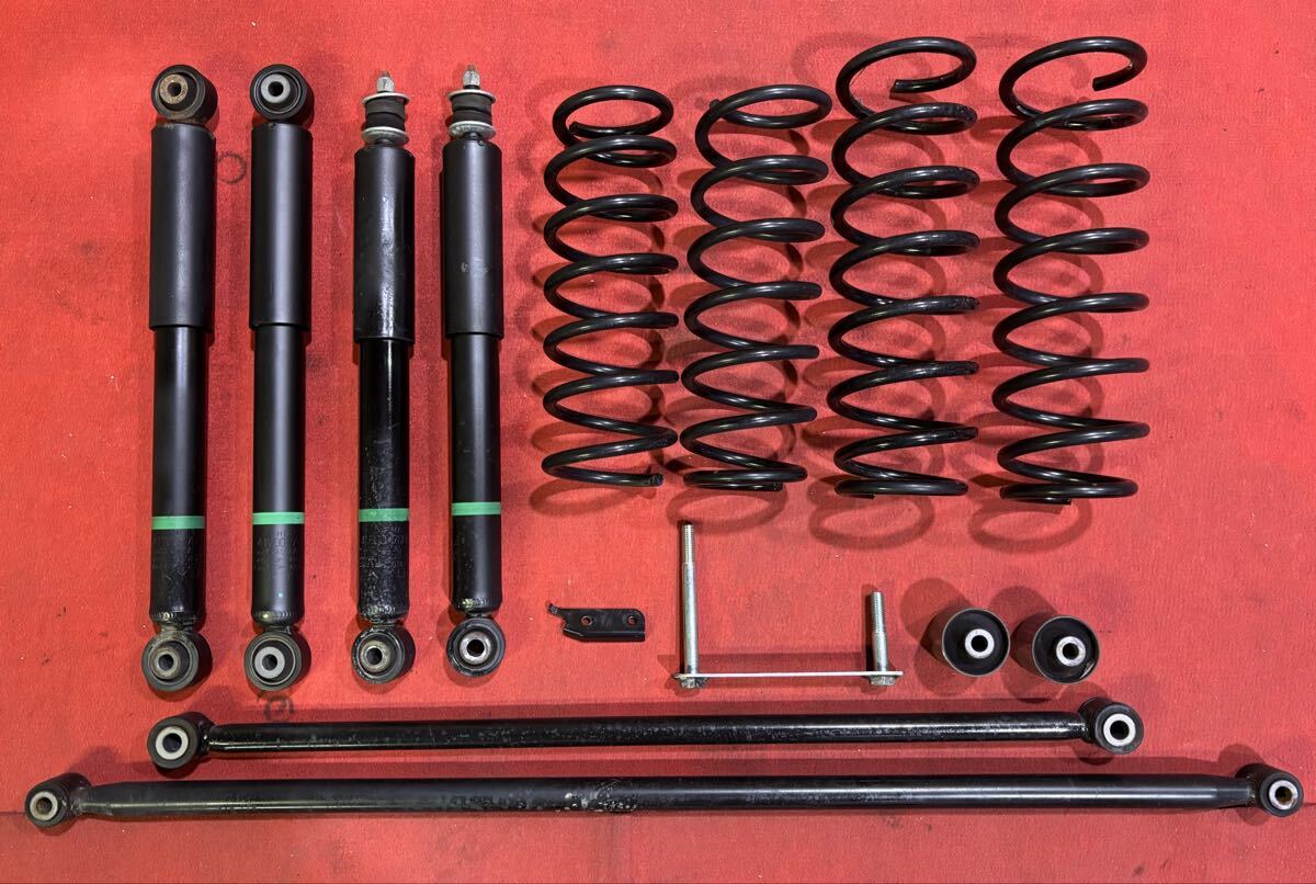 ジムニーシエラ　純正サスペンションキット Yahoo!オークション -「ジムニーシエラ純正」(サスペンション