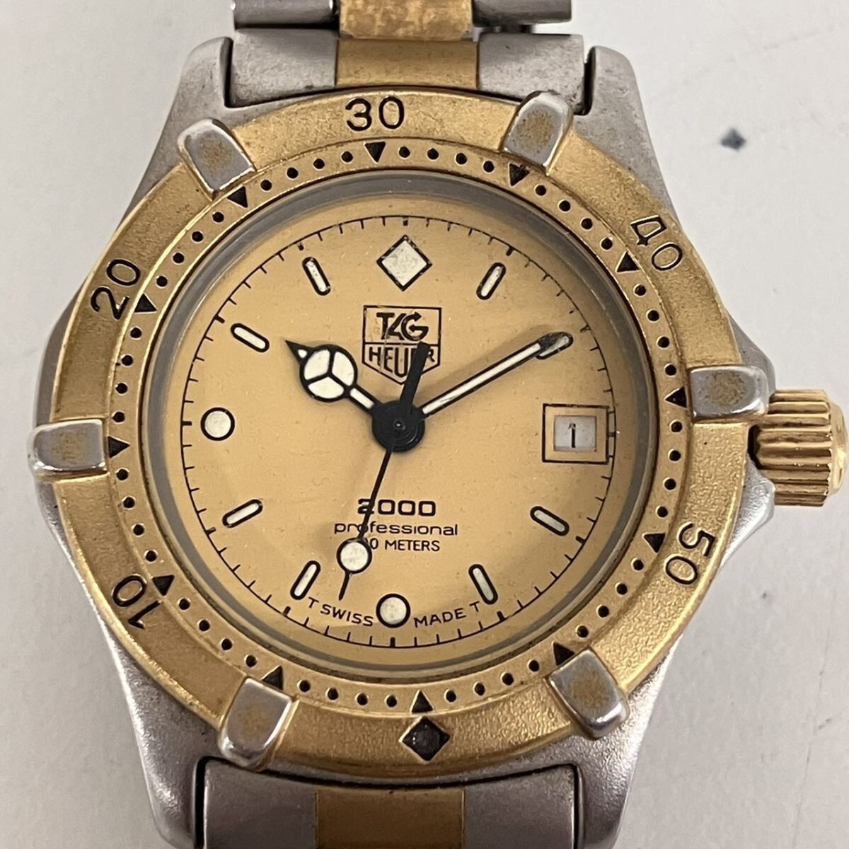 【稼働】タグホイヤー プロフェッショナル200 レディース ラウンド タグホイヤー / TAG HEUER その他 プロフェッショナル 200m