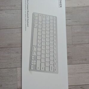 Anker ウルトラスリム Bluetooth ワイヤレスキーボード A7726121 ホワイト