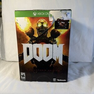 Doom: Collector's Edition (Microsoft Xbox One, 2016) Statue And Cards, NO GAME 海外 即決