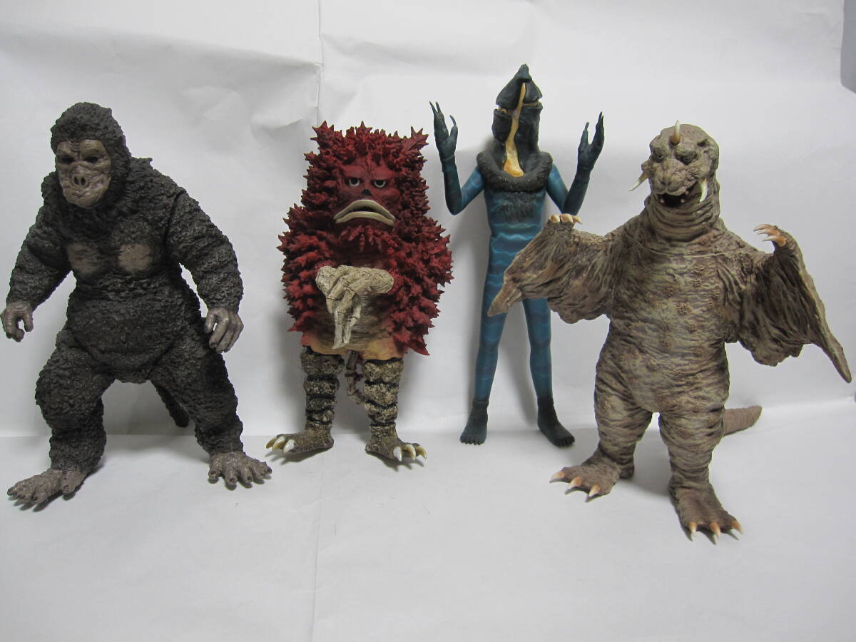 ウルトラQ 大怪獣シリーズフィギュアセット ウルトラQ 大怪獣シリーズフィギュアセット Amazon.co.jp