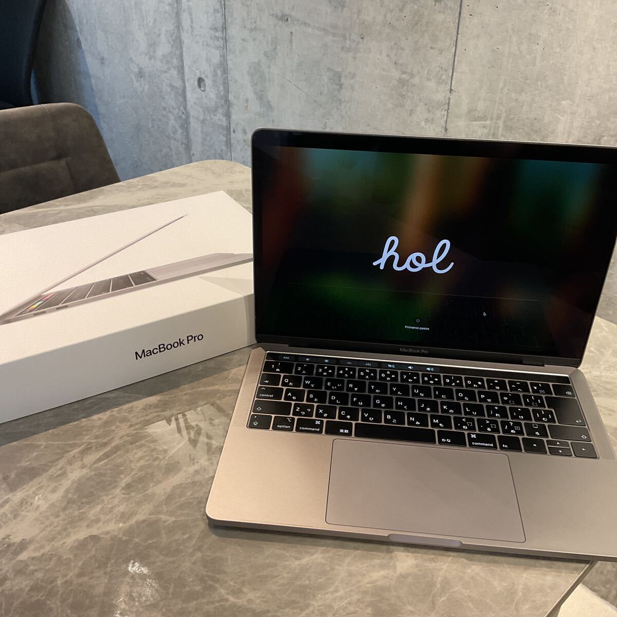 MacBook pro 2019年モデル　極美品 Amazon.co.jp: 【整備済み品】 Apple MacBook Pro 2019(16インチ