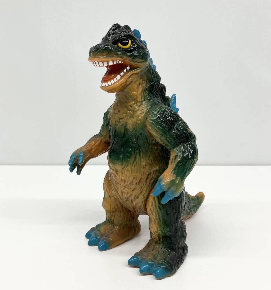 ゴジラ初代（Ｍ１号）世紀の大怪獣 東宝怪獣シリーズ 未開封ソフビフィギュア M1号 (エムイチゴウ) フィギュア 世紀の大怪獣 初代ゴジラ