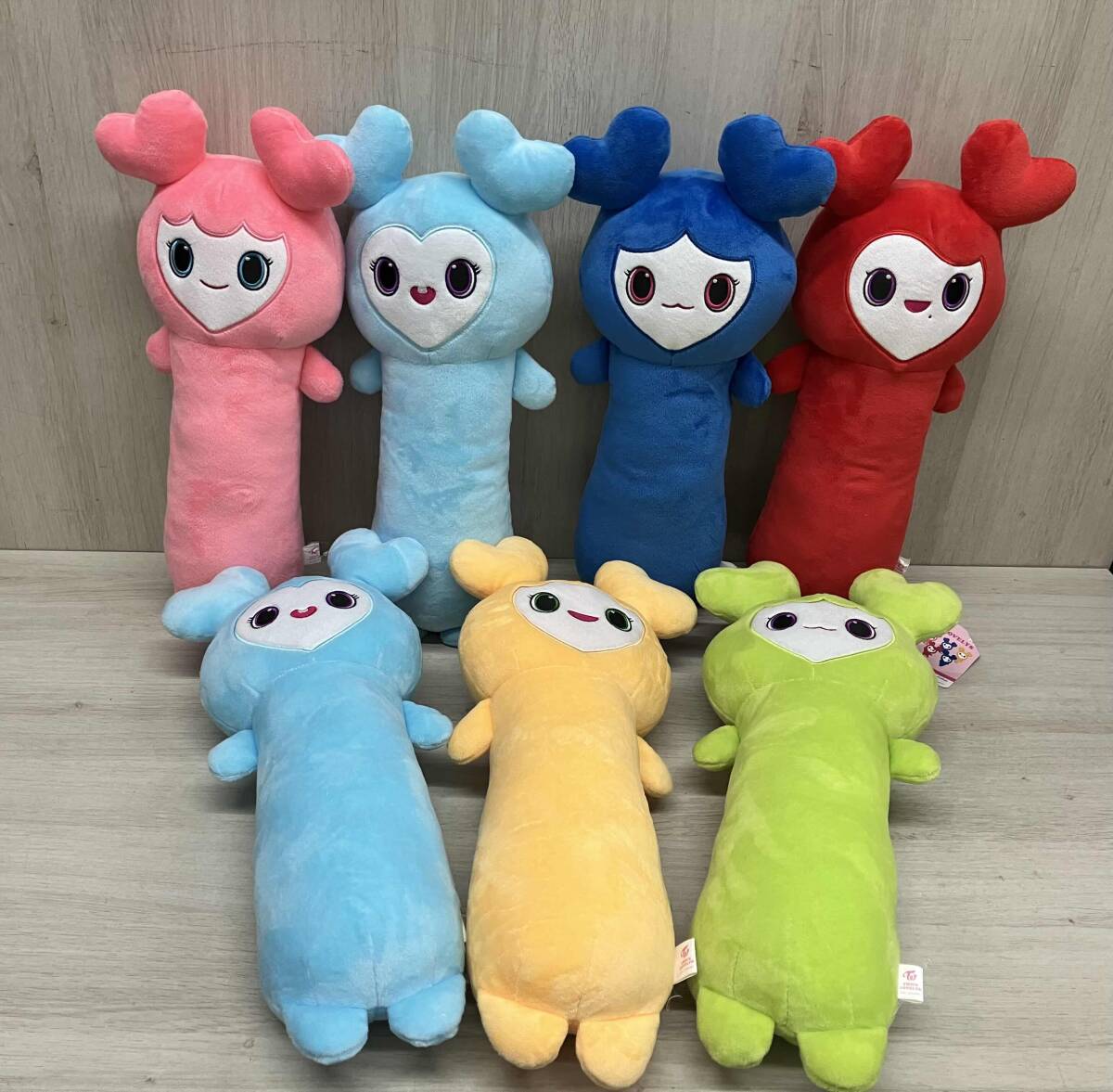 TWICE ぬいぐるみ セット 7体 TWICE ぬいぐるみ セット 7体 TWICE ラブリー ぬいぐるみ