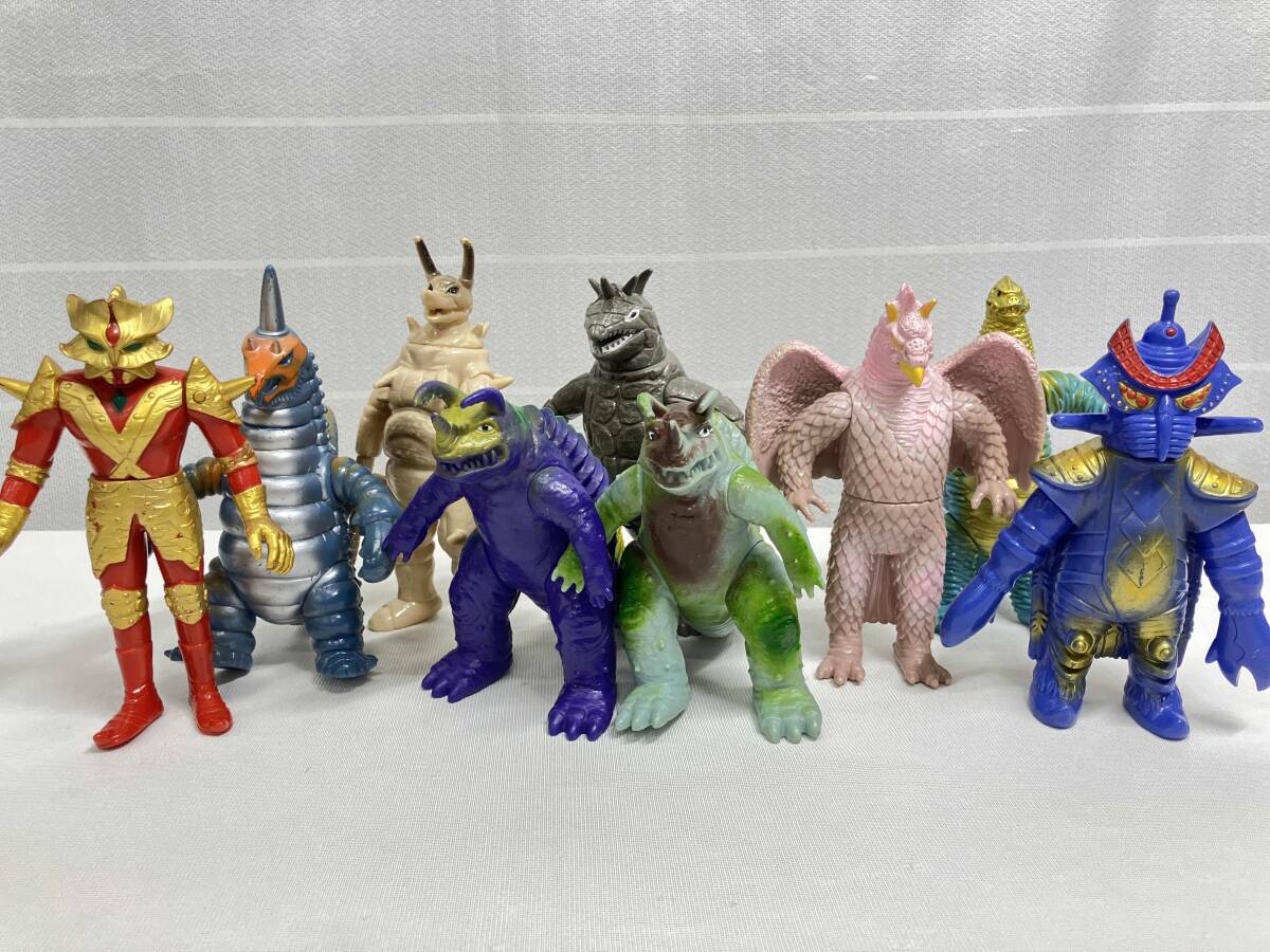 Yahoo!オークション -「怪獣 ソフビ ジャンク」の落札相場・落札価格