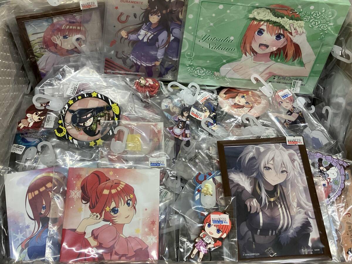 アニメグッズ キャラクターグッズ まとめ売り 超大量 大量 缶バッジ 激安 処分 まとめ売り】缶バッジ 大量の通販 by あっぷくんのお店｜ラクマ