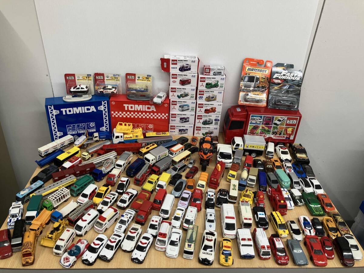 Yahoo!オークション -「トミカ カーズ」の落札相場・落札価格