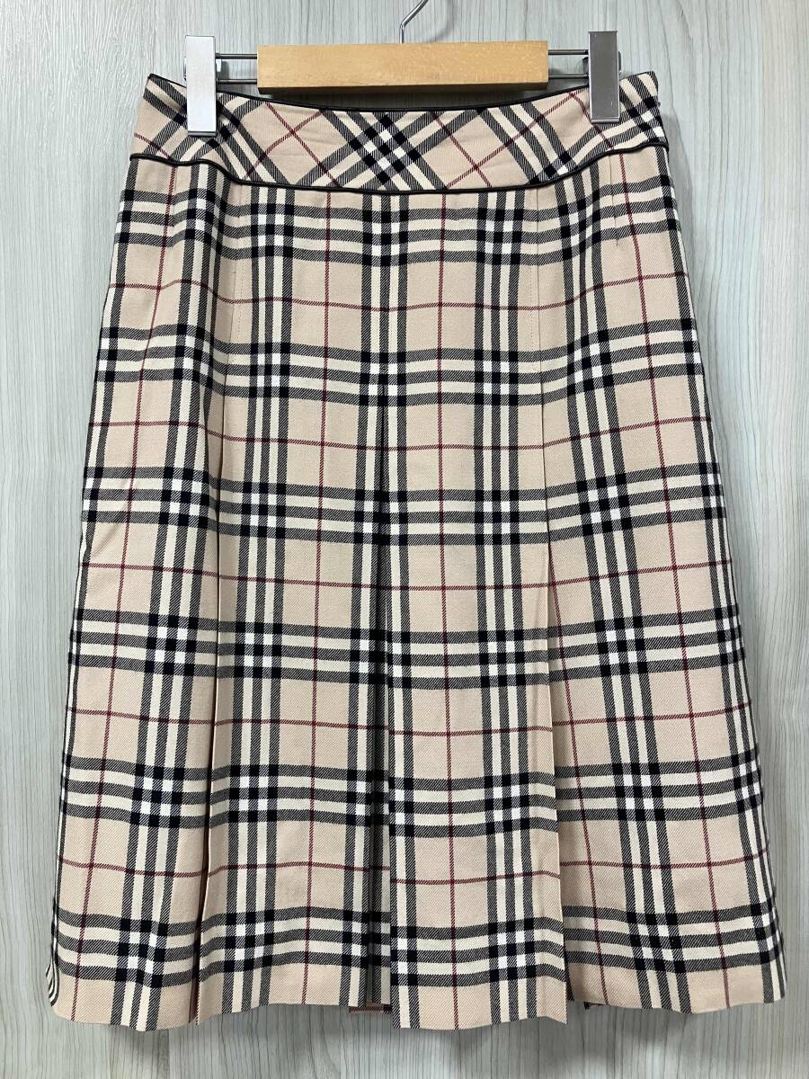 未使用！大幅値下げ！バーバリーロンドン ノバチェック　冬　プリーツスカート　38 未使用！大幅値下げ！バーバリーロンドン ノバチェック 冬