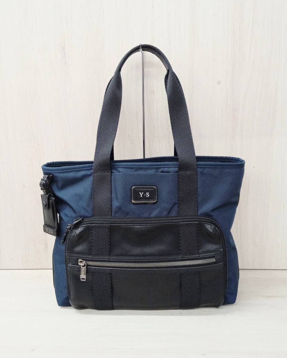Yahoo!オークション -「tumi トート ネイビー」(トゥミ) (と)の落札