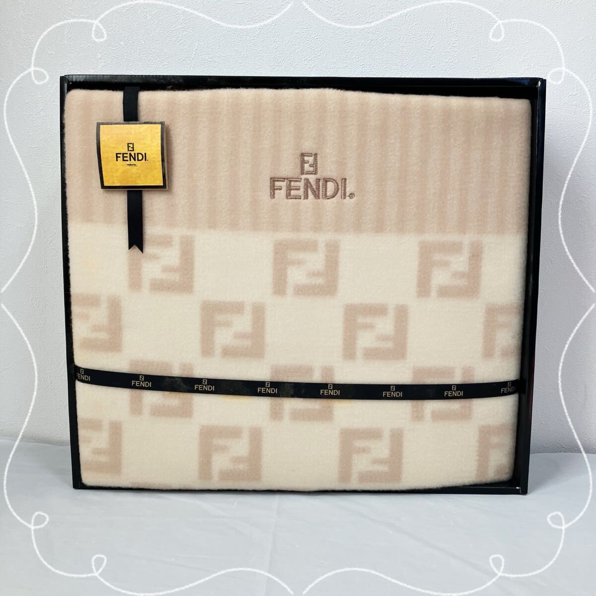 2025年最新】Yahoo!オークション -FENDI 毛布の中古品・新品・未