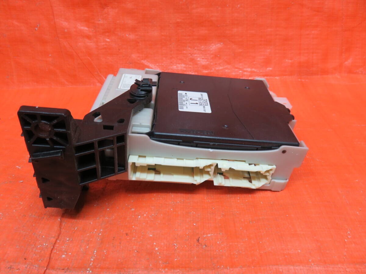 ヤバーダンロウ4枚 デュエマ 超霊淵 ヤバーダン＝ロウ ヤバーダンロウ 4枚 他デッキ