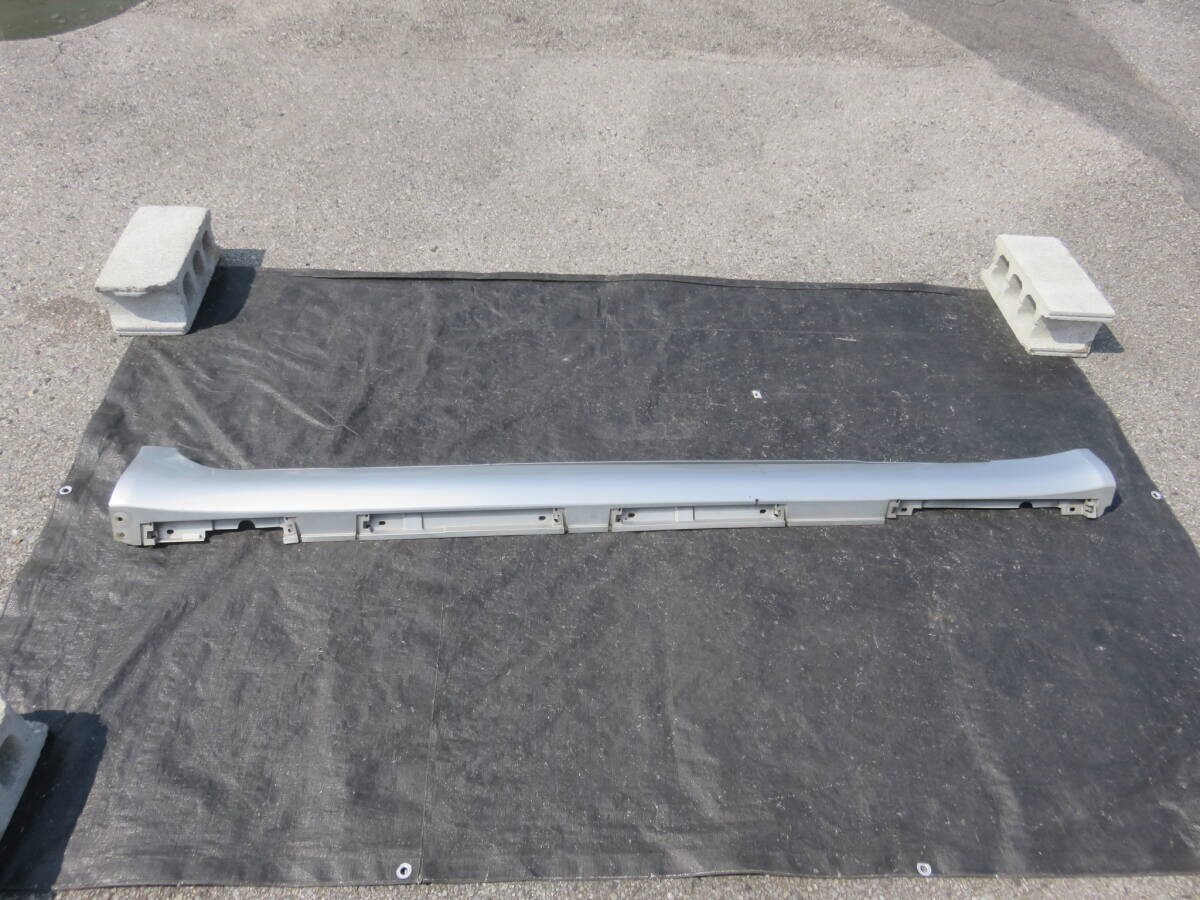 LA6019* レクサス LS600h UVF45 (右) サイドスポイラー サ