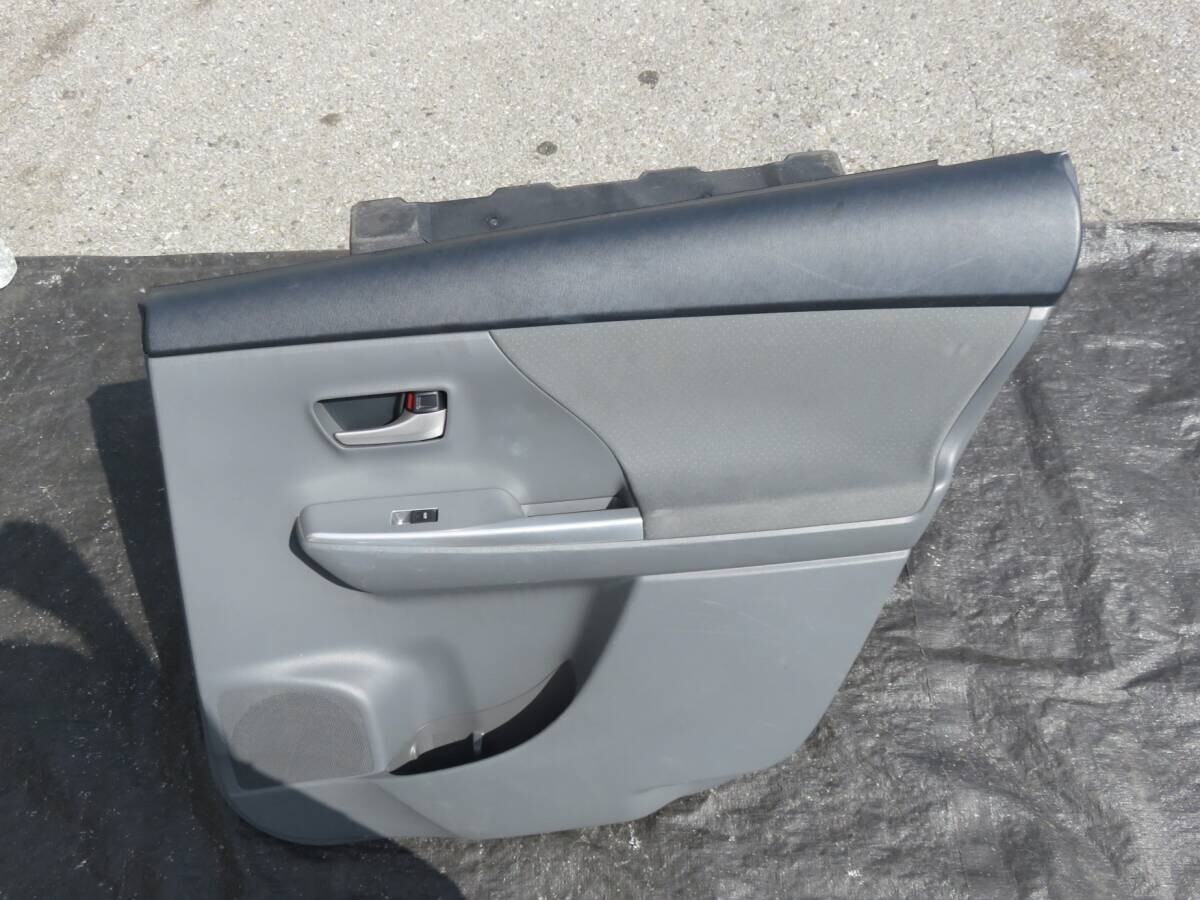 プリウスα G'sドア内張り Yahoo!オークション -「プリウスα ドア内張り」(内装品) (パーツ