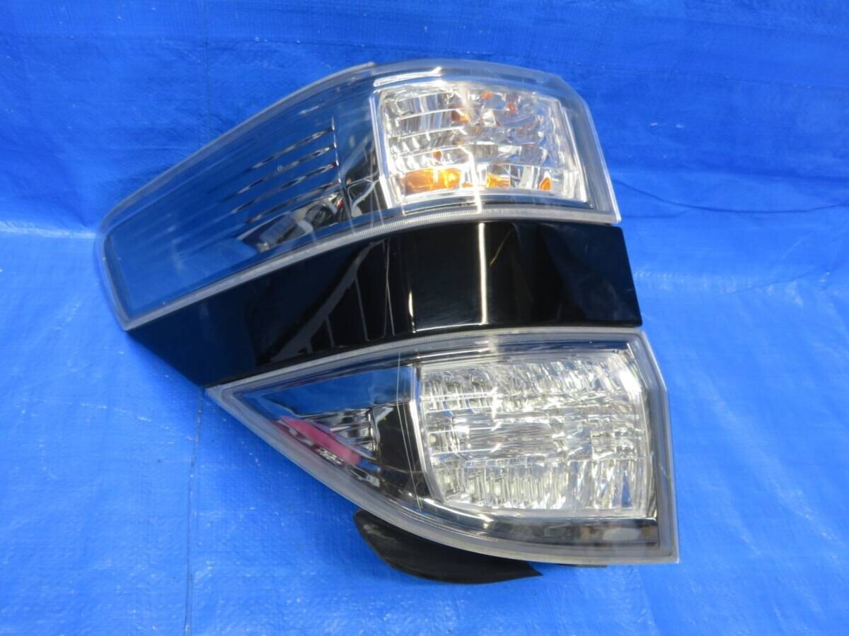 トヨタ 純正ANH20W 20系 ヴェルファイア LED テールライト左右セット Amazon | VLAND トヨタ アルファード/ヴェルファイア 20系 新型