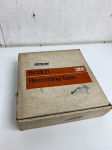 I6121/オープンリールテープ/メタルリール 10号のサイズで分厚いです Scotch スコッチ Recording Tape 〔箱と中身一致しているか不明〕