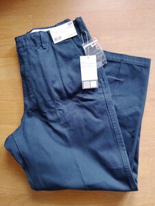 送料無料 新品 UNIQLO U ユニクロユー ワイドフィットテーパードアンクルチノ 85cm ブルー