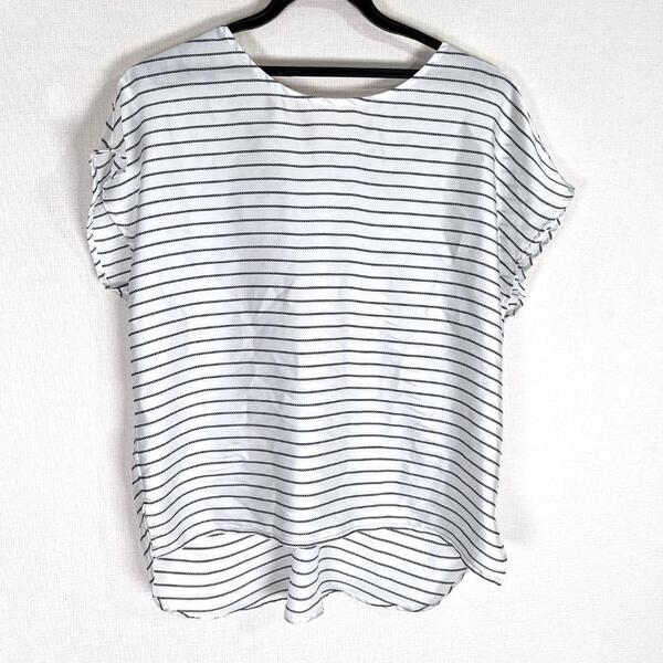 【GU】ジーユー ホワイト系 ボーダー柄 さらさら 半袖 カットソー トップス 女性用 レディース Sサイズ【c022】