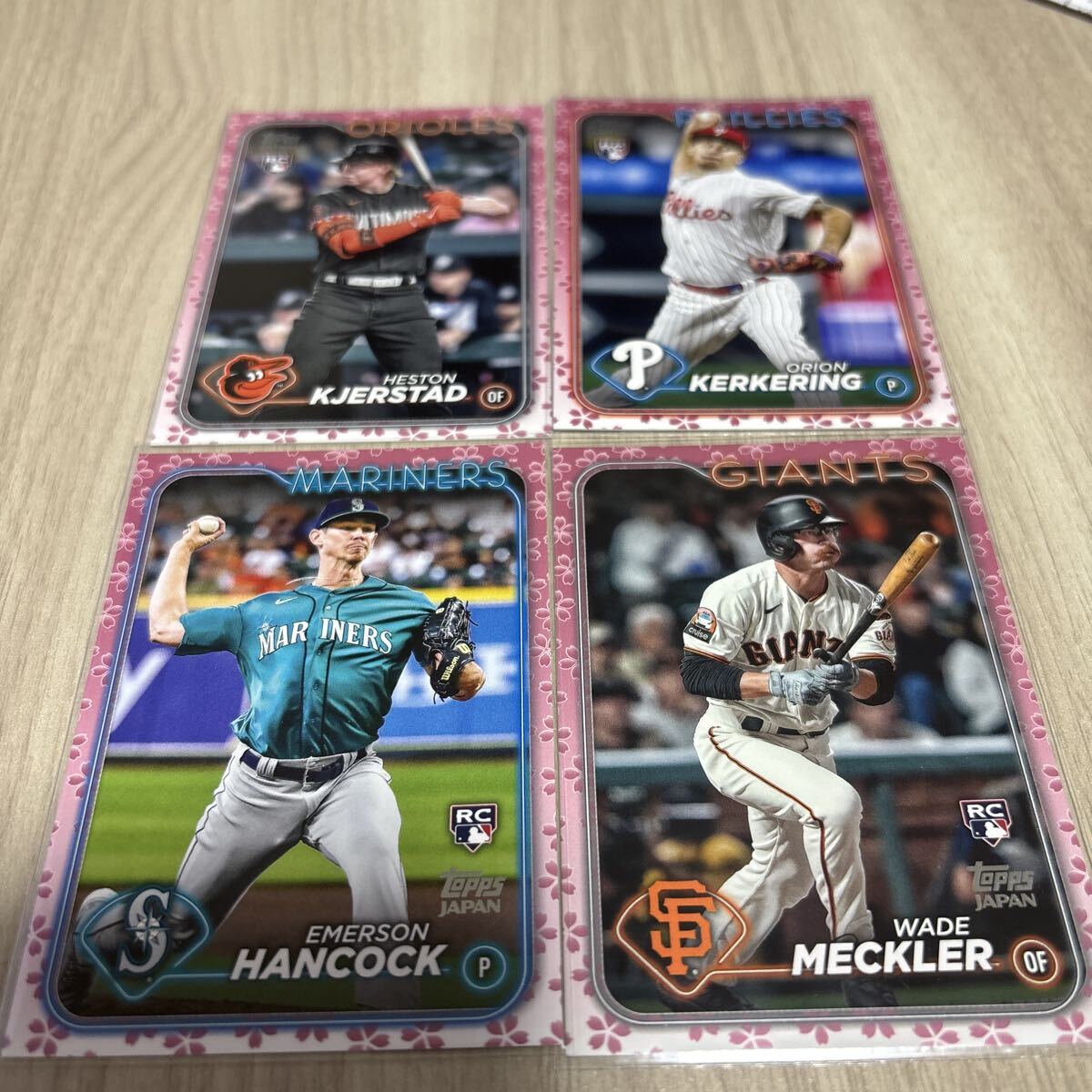 Topps Japan Edition 桜パラレル 鈴木誠也　99シリ Topps Japan Edition 桜パラレル 鈴木誠也 99シリ