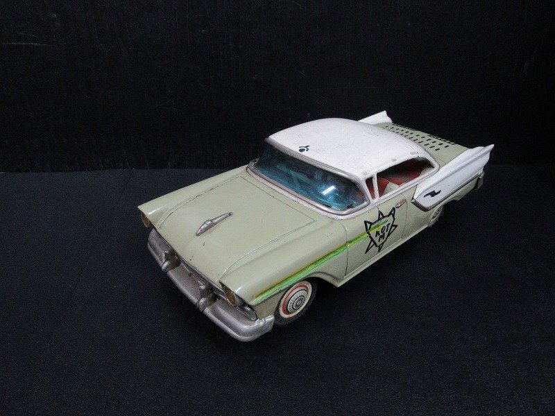 フォード　ギャラクシー　タウンアンドカントリー　ミニカー　ブリキ 楽天市場】1／18 フォード ギャラクシーの通販