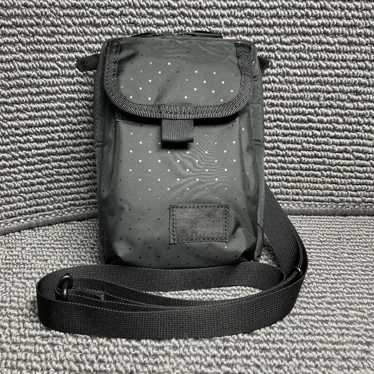 2025年最新】Yahoo!オークション -headporter ドットの中古品