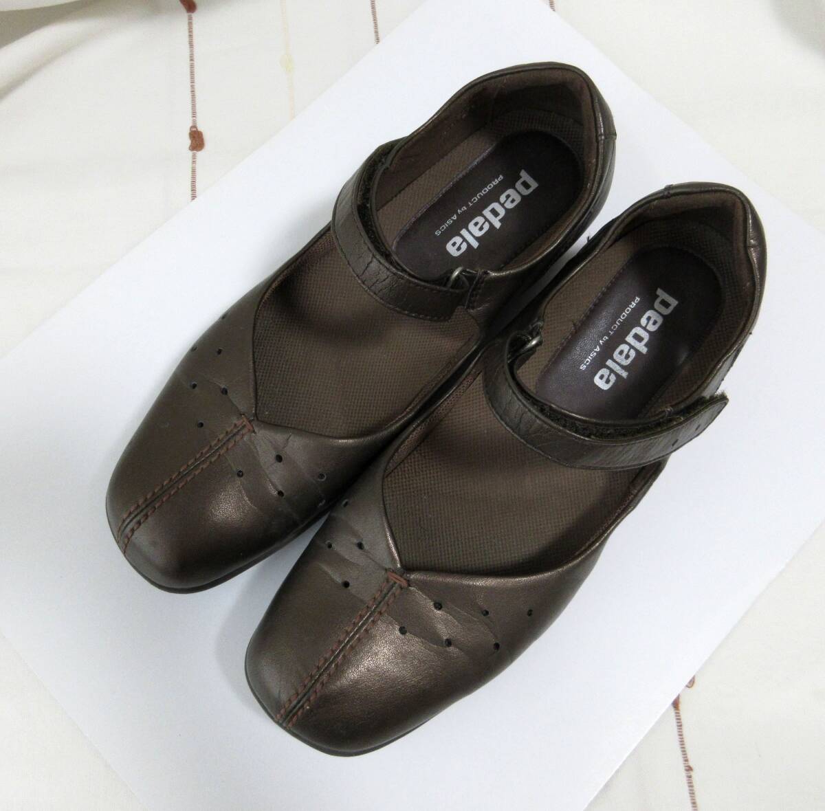 未使用　アシックス　pedala コンフォートシューズ　レザー　サイドジップ 2025年最新】Yahoo!オークション -アシックス ペダラ パンプスの