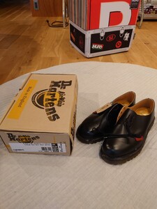dead Британия производства Dr. Martens Dr. Martens 3 отверстие Gibson post man обувь ROYAL MAIL Royal mail поставка товара 1993 год производства? размер UK8